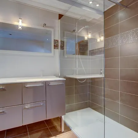 Appartement Caribou 2 *
